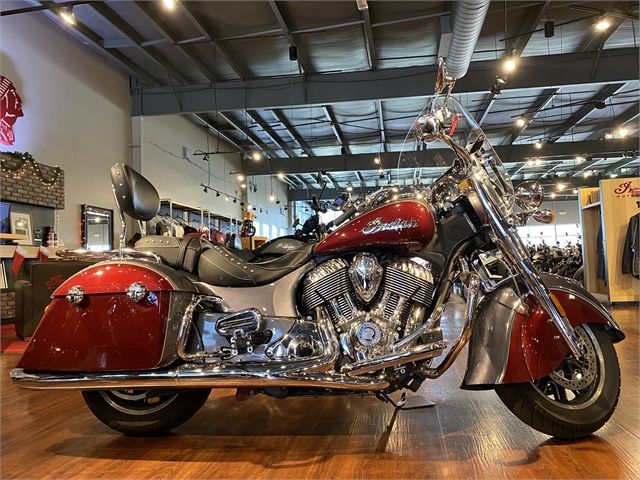 2017 Indian Springfield Base at Indian Motorcycle of Northern Kentucky
