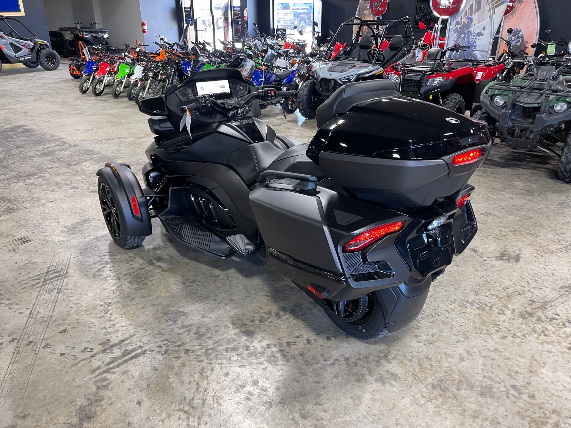 2024 Can-Am Spyder RT Limited at Iron Hill Powersports