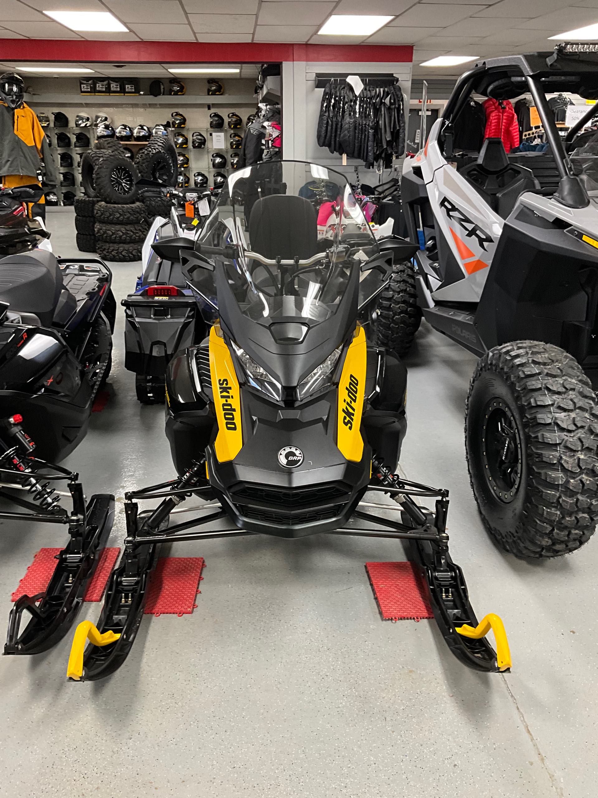 2023 Ski-Doo Grand Touring Sport Grand Touring Sport 600 ACE Silent Track II 1.25 E.S. at Leisure Time Powersports of Corry