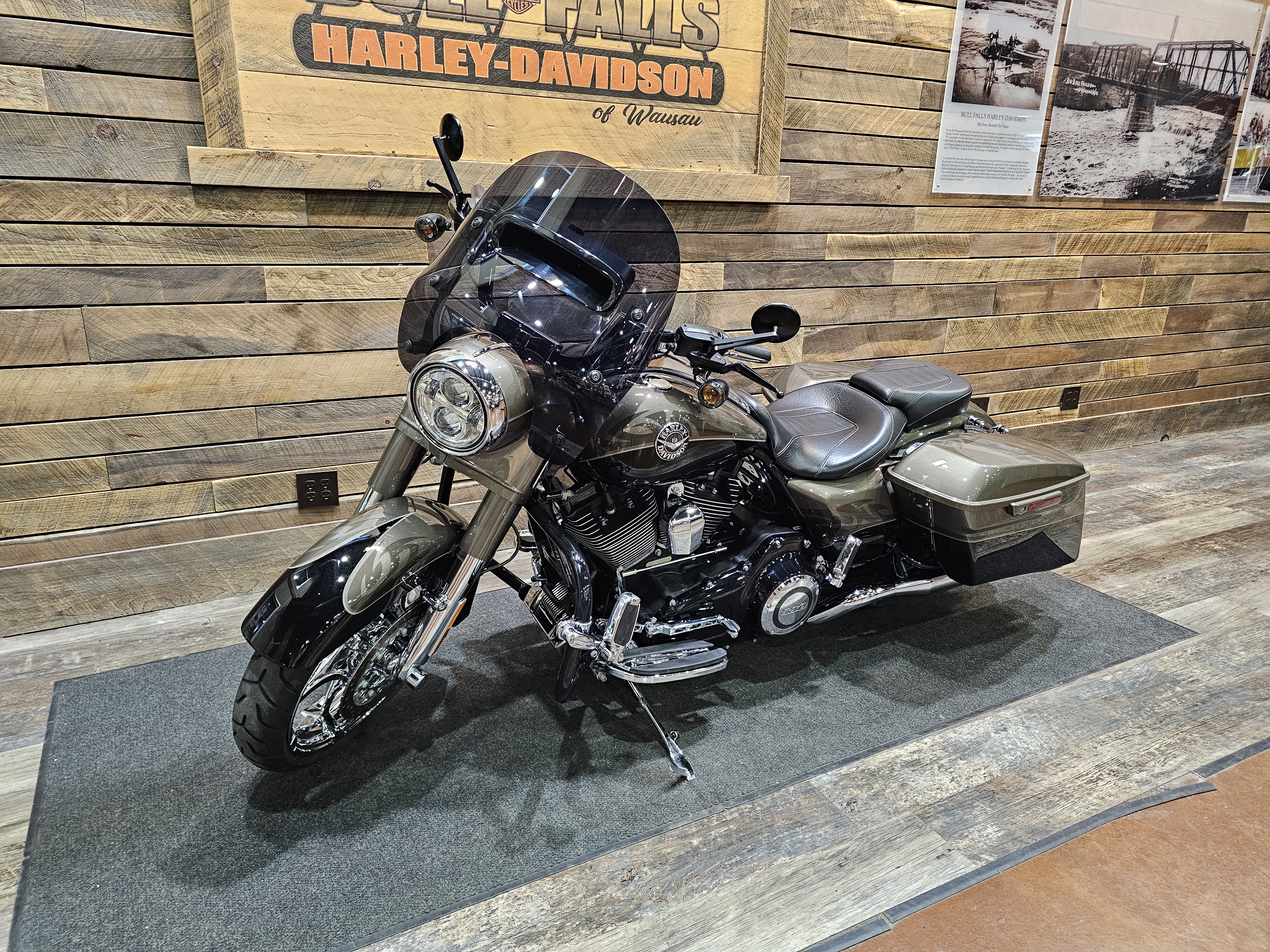 2014 Harley-Davidson Road King CVO at Bull Falls Harley-Davidson