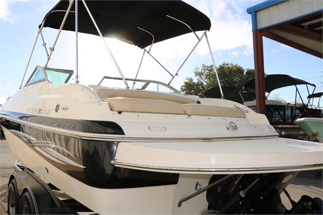 2008 Nauticstar 232 DC at Jerry Whittle Boats