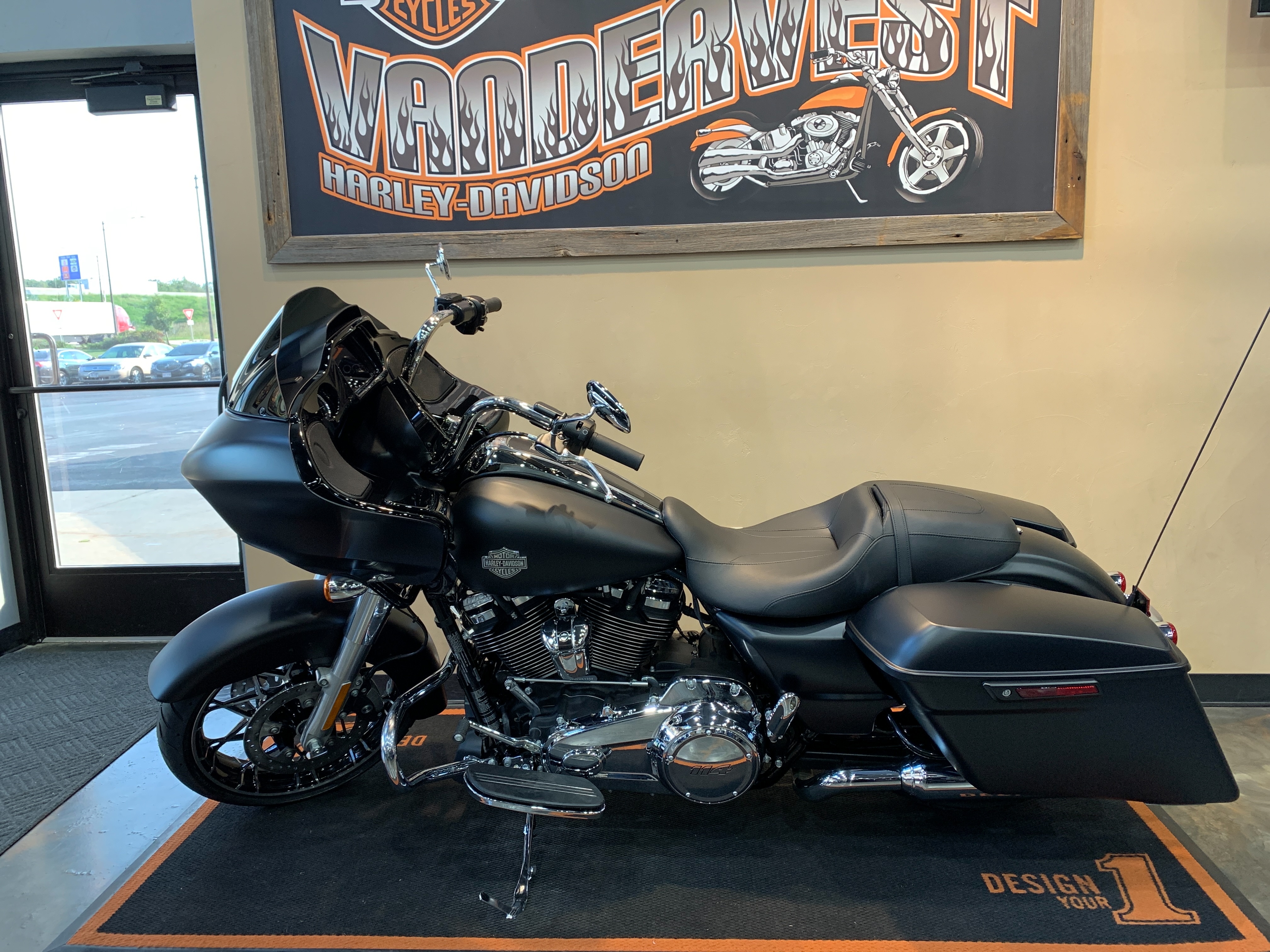 2022 Harley-Davidson Road Glide Special at Vandervest Harley-Davidson, Green Bay, WI 54303
