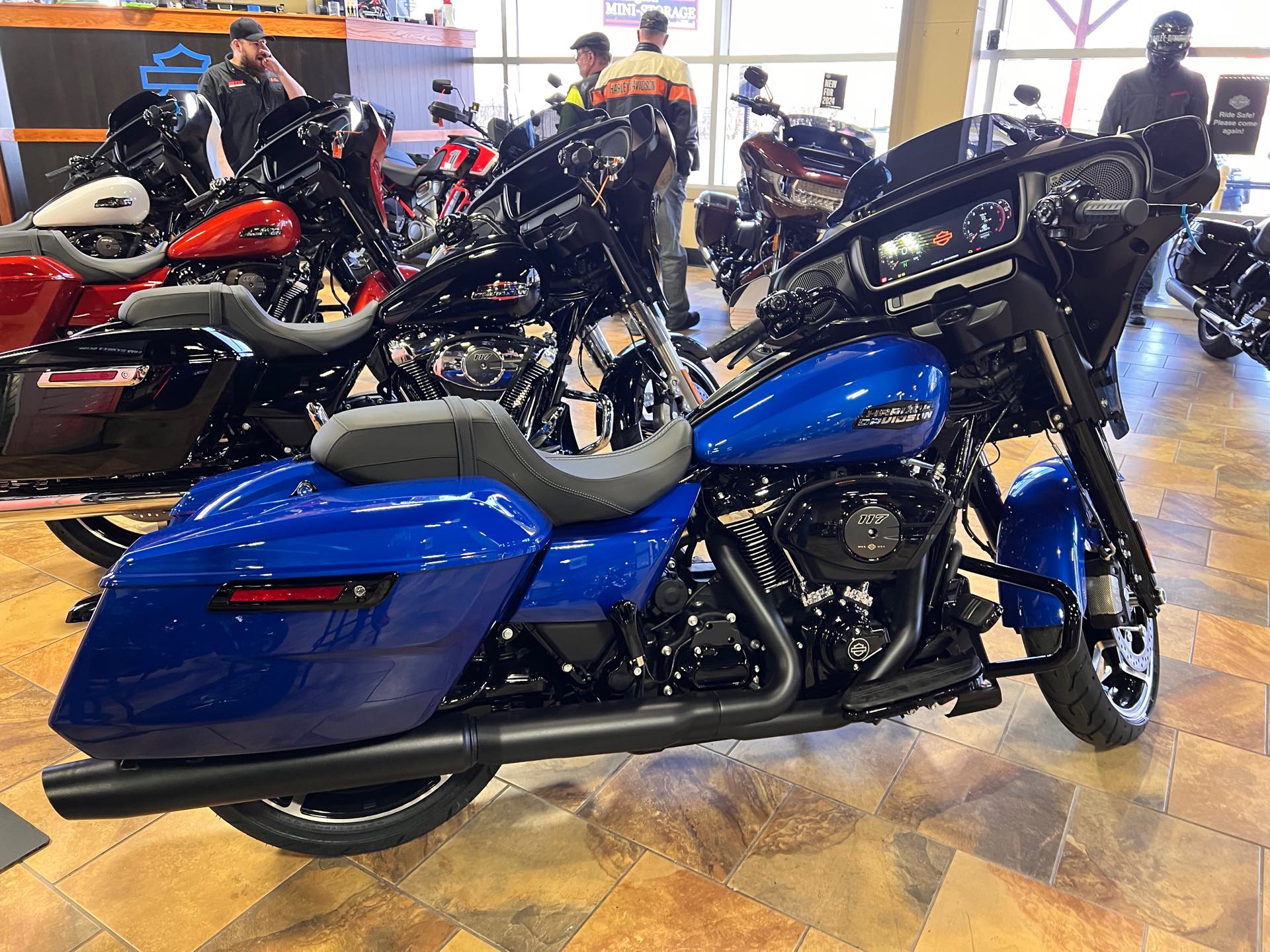 2024 Harley-Davidson Street Glide Base at Man O'War Harley-Davidson®