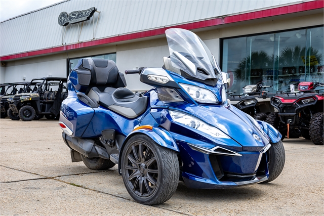 2016 Can-Am Spyder RT S at Friendly Powersports Baton Rouge