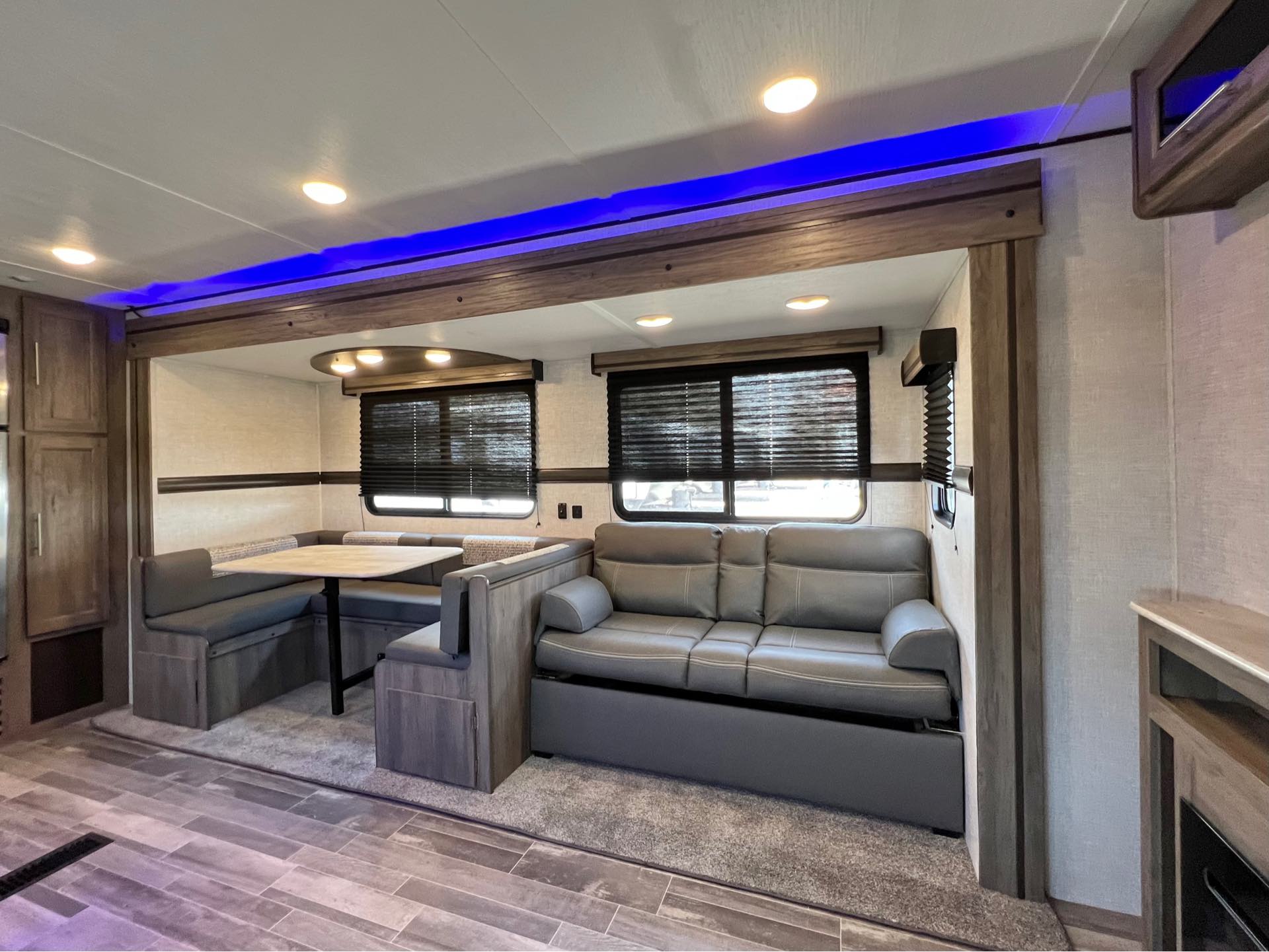 2022 CrossRoads Zinger ZR280RK at Lee's Country RV