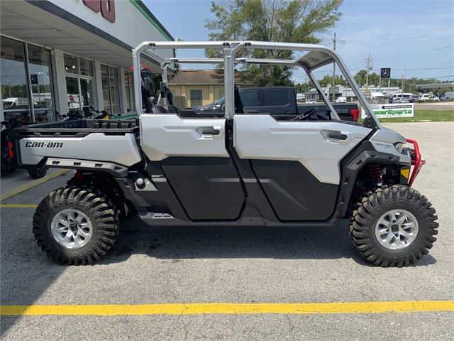 2024 Can-Am Defender MAX X mr with Half Doors HD10 at Jacksonville Powersports, Jacksonville, FL 32225