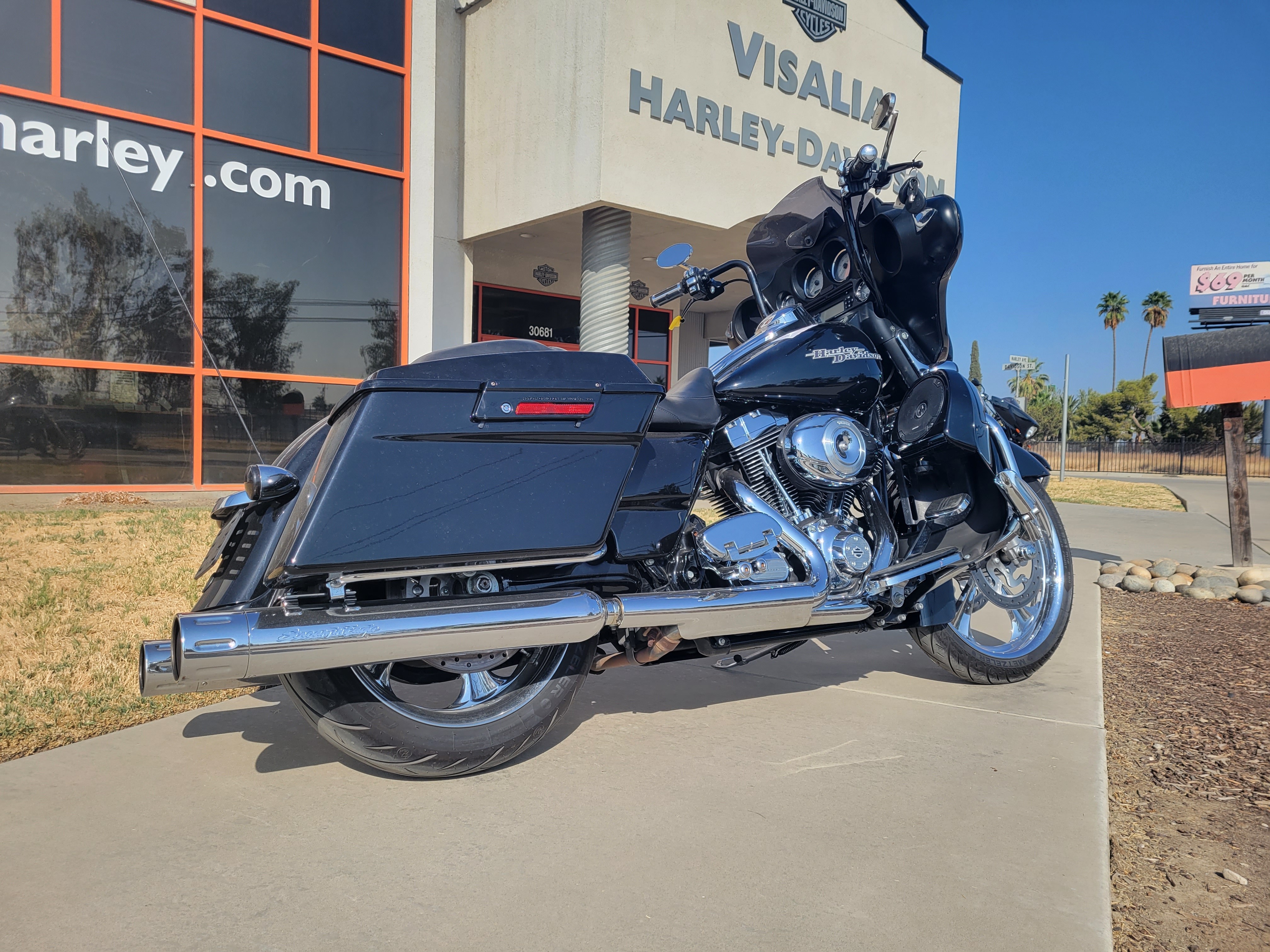 2012 Harley-Davidson Street Glide Base at Visalia Harley-Davidson