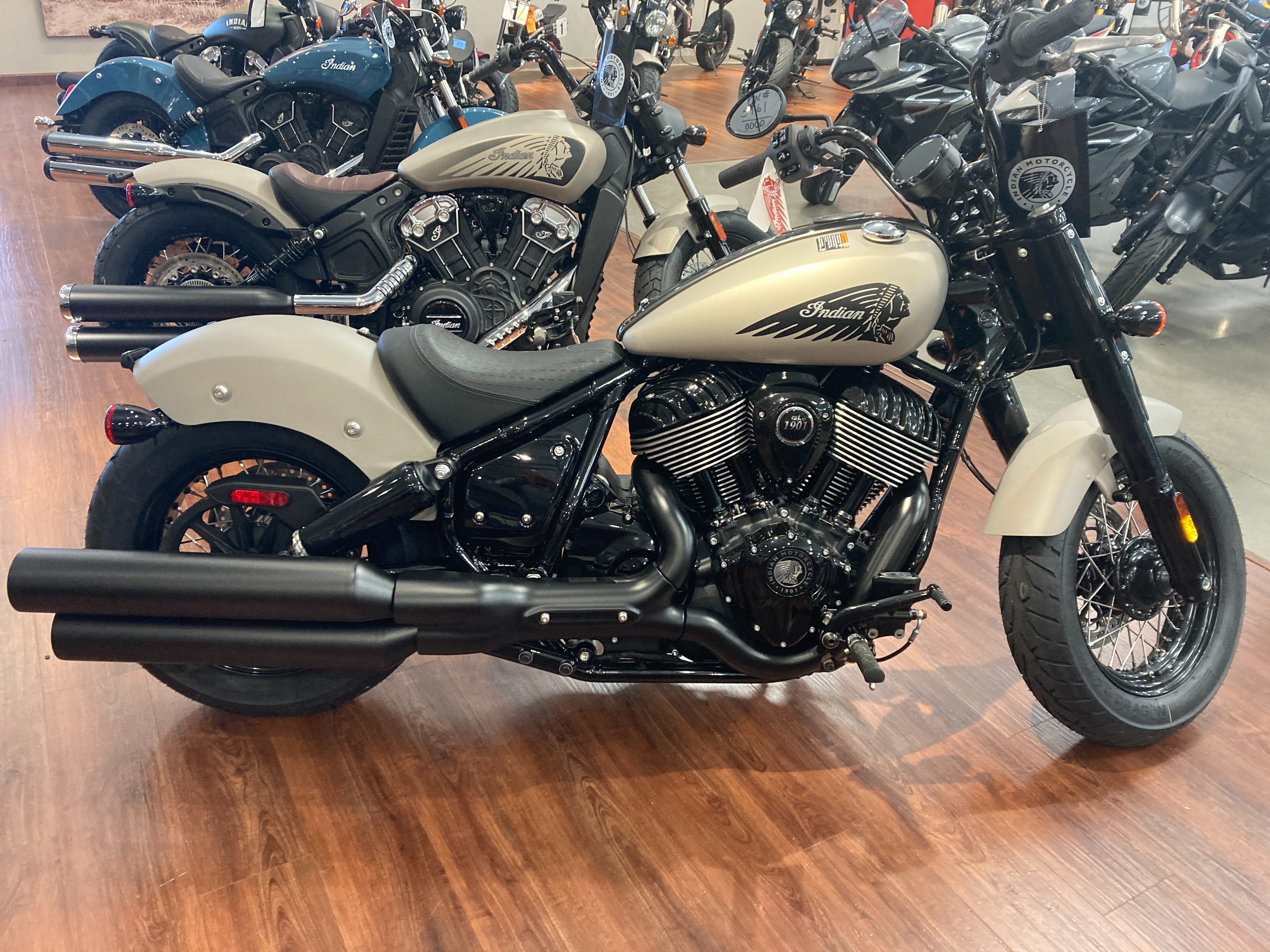 2023 Indian Motorcycle Chief Bobber Dark Horse at Brenny's Motorcycle Clinic, Bettendorf, IA 52722