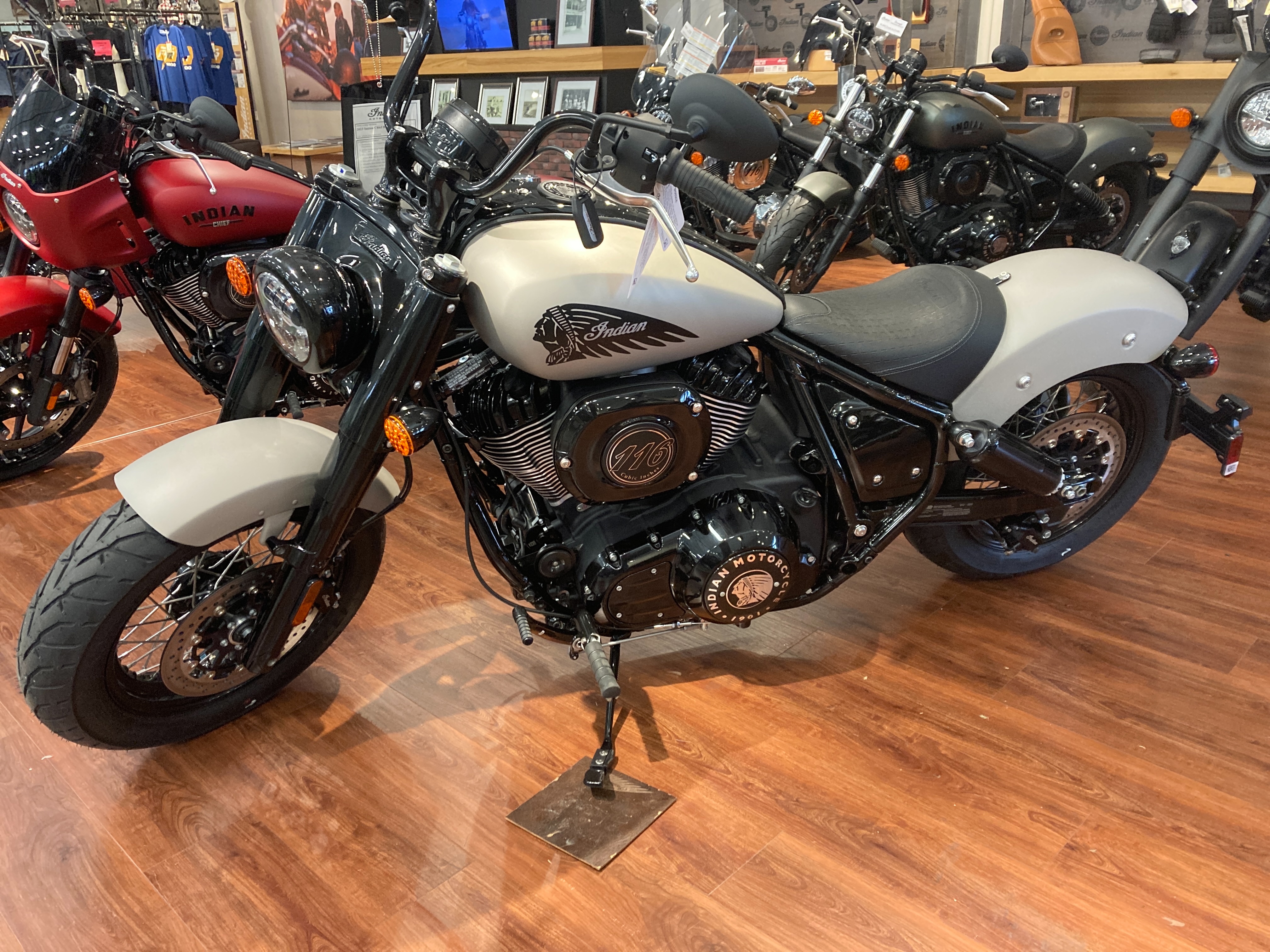 2023 Indian Motorcycle Chief Bobber Dark Horse at Brenny's Motorcycle Clinic, Bettendorf, IA 52722