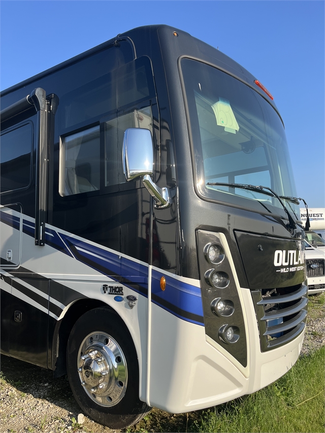 2025 Thor Motor Coach Outlaw Wild West Edition 38K at Prosser's Premium RV Outlet