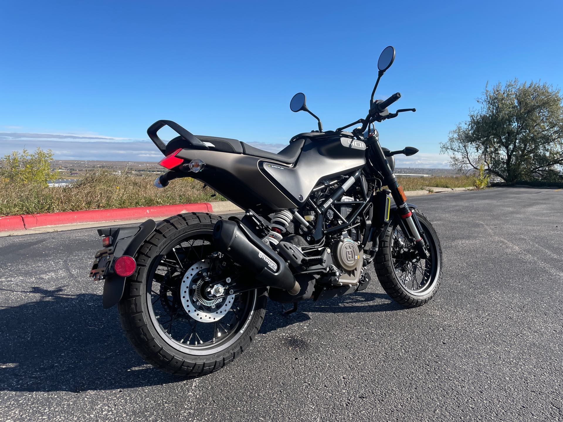 2022 Husqvarna Svartpilen 401 at Mount Rushmore Motorsports