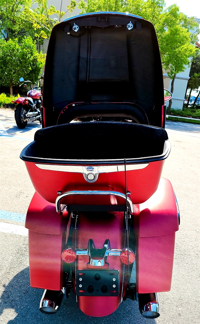 2020 Indian Roadmaster Dark Horse at Fort Lauderdale