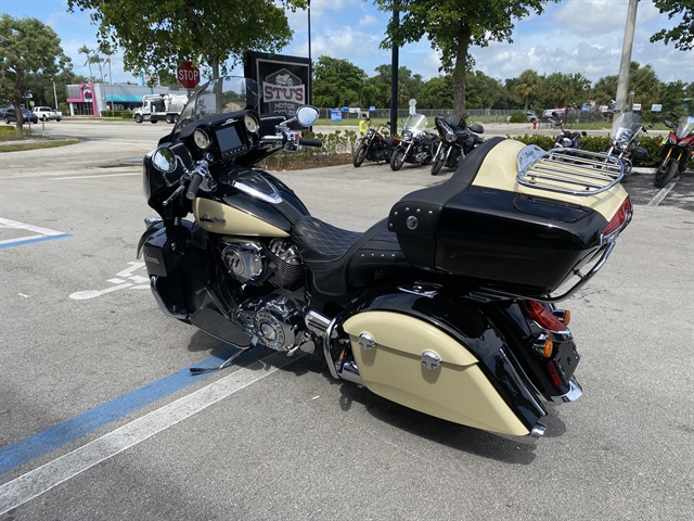 2017 Indian Roadmaster Base at Fort Lauderdale