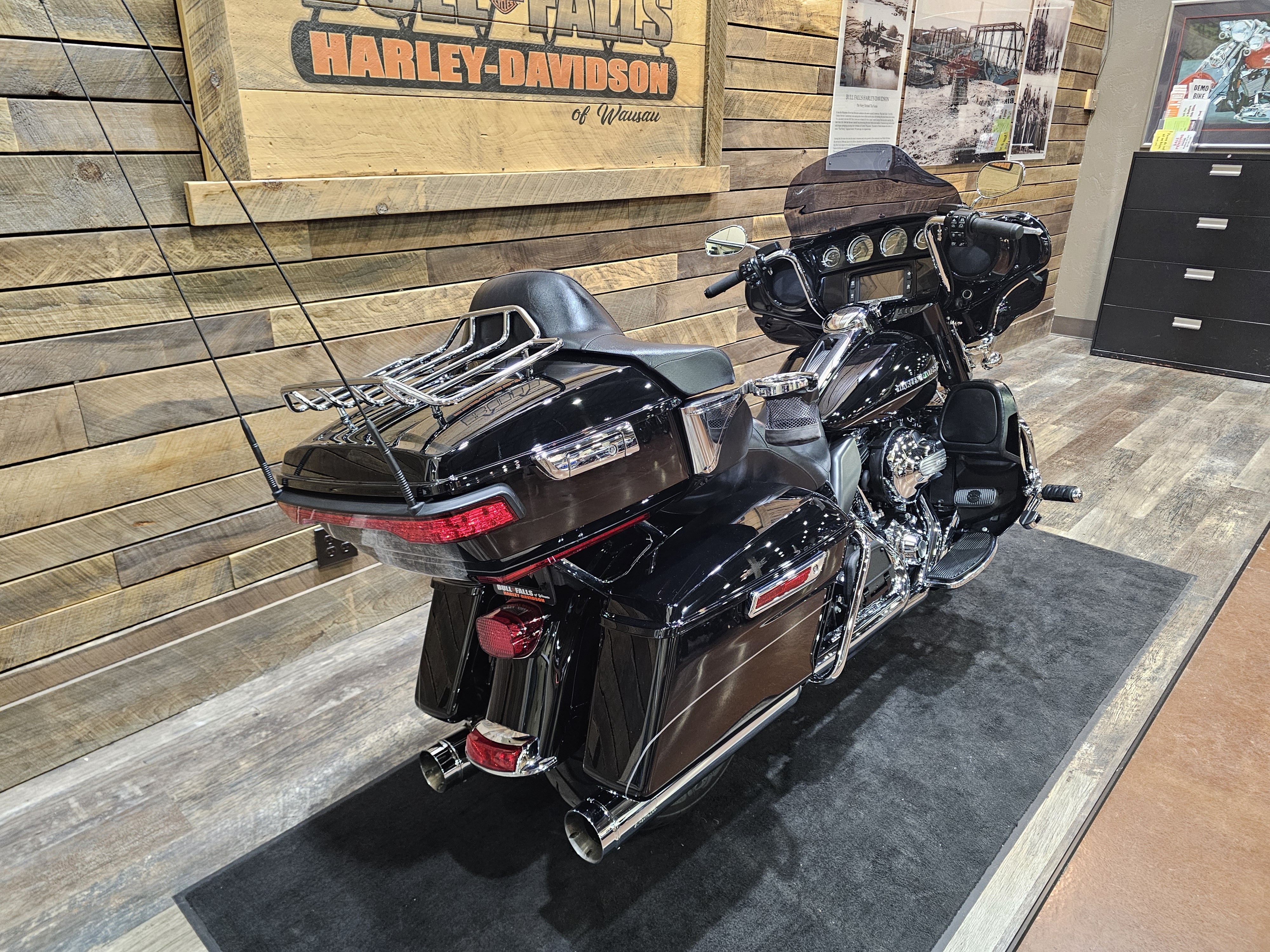 2014 Harley-Davidson Electra Glide Ultra Limited at Bull Falls Harley-Davidson