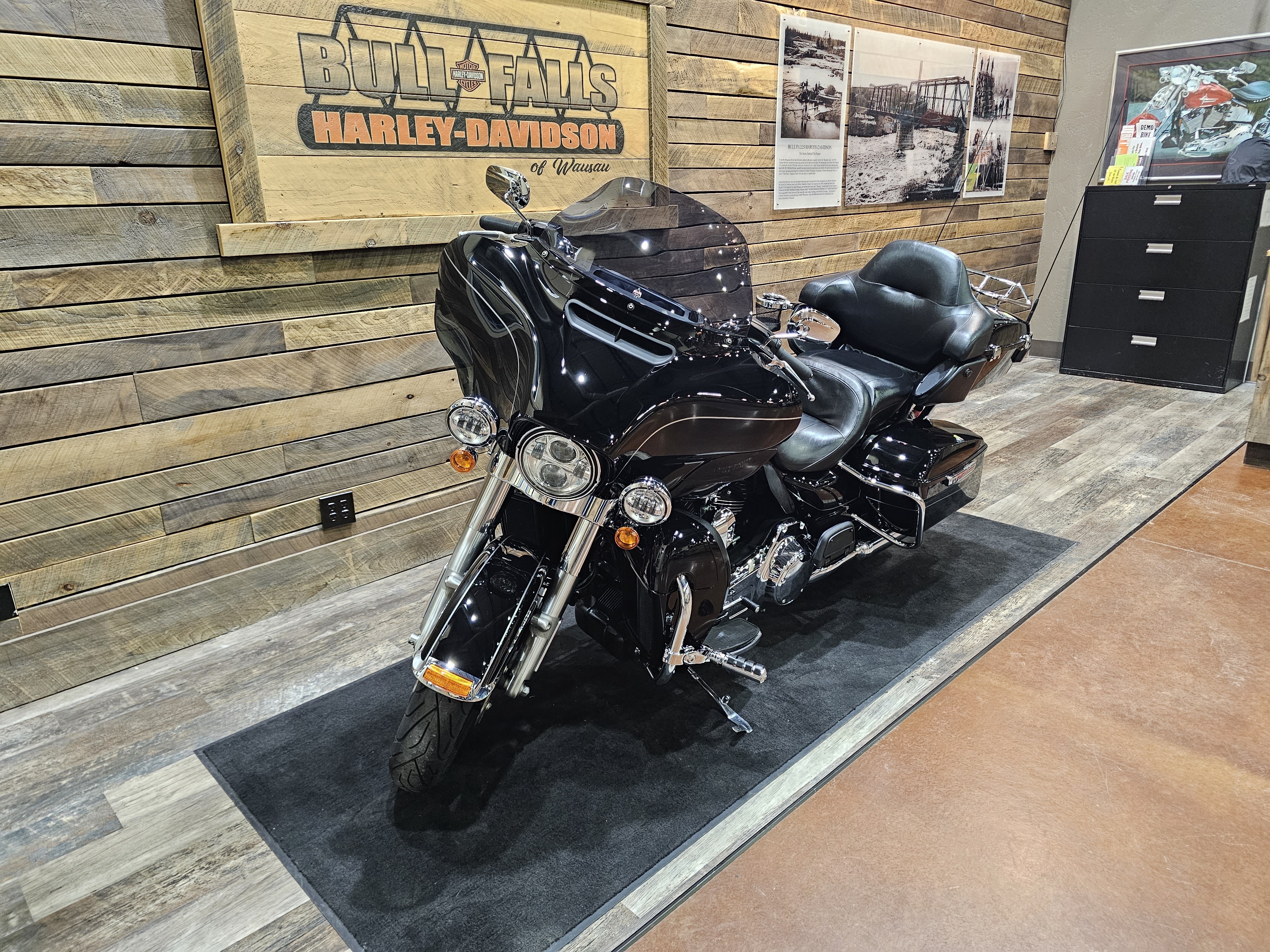 2014 Harley-Davidson Electra Glide Ultra Limited at Bull Falls Harley-Davidson