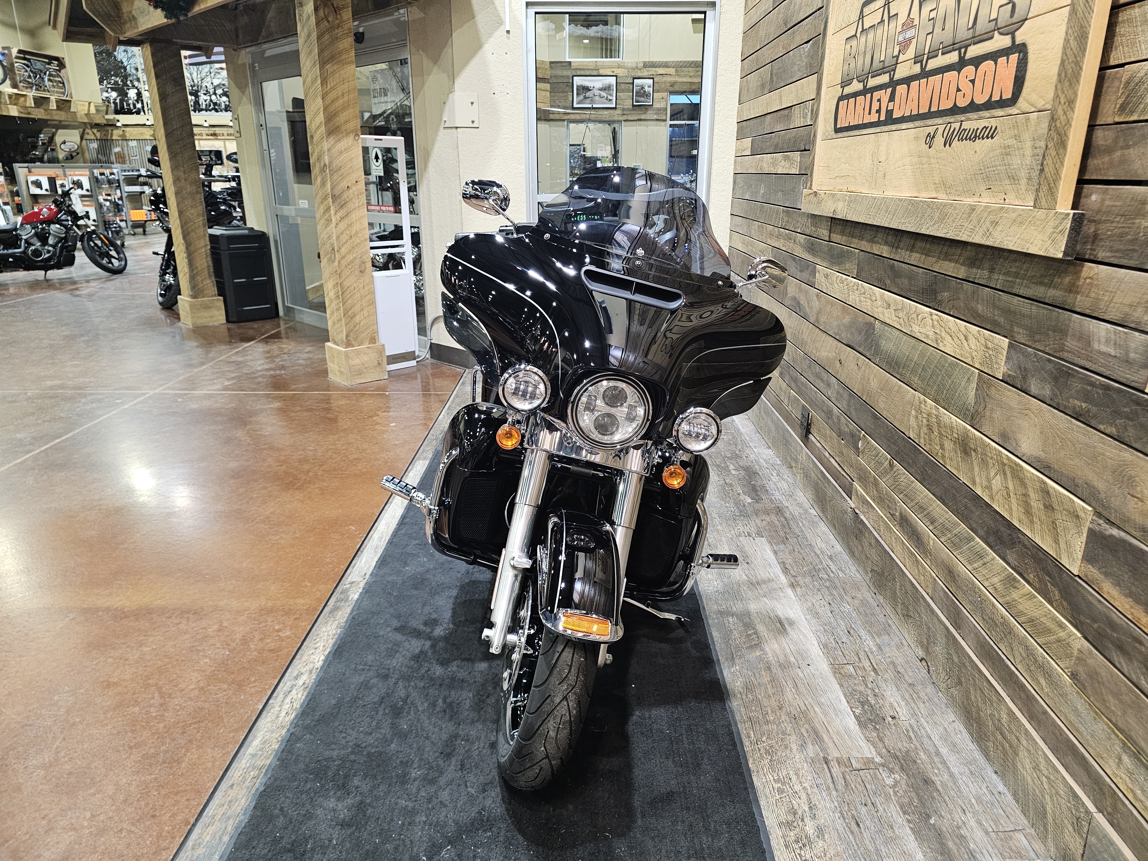 2014 Harley-Davidson Electra Glide Ultra Limited at Bull Falls Harley-Davidson