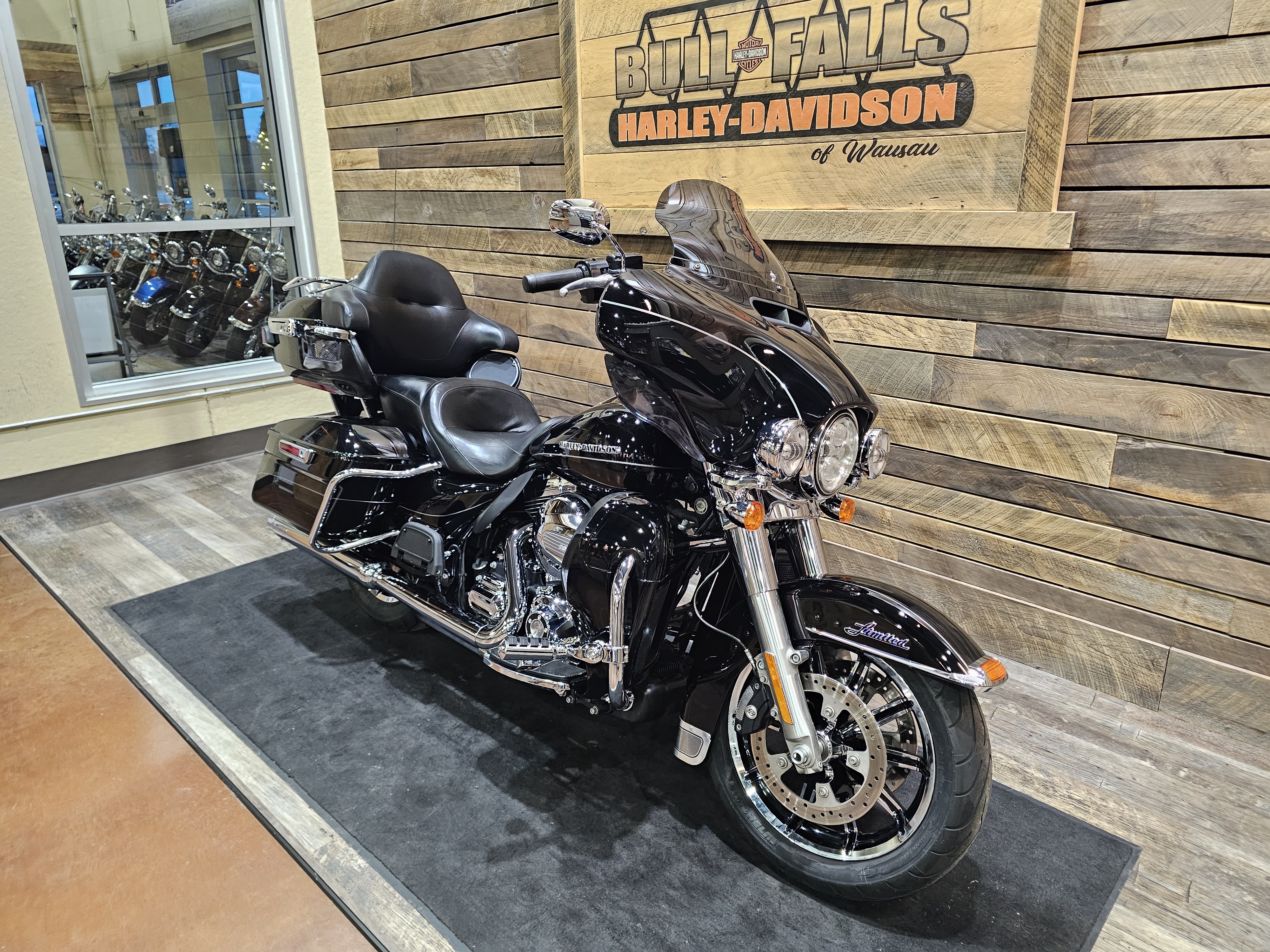 2014 Harley-Davidson Electra Glide Ultra Limited at Bull Falls Harley-Davidson