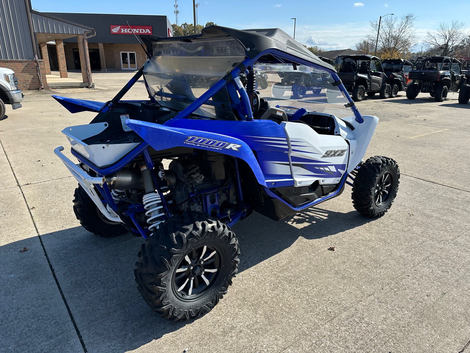 2016 Yamaha YXZ 1000R at Southern Illinois Motorsports