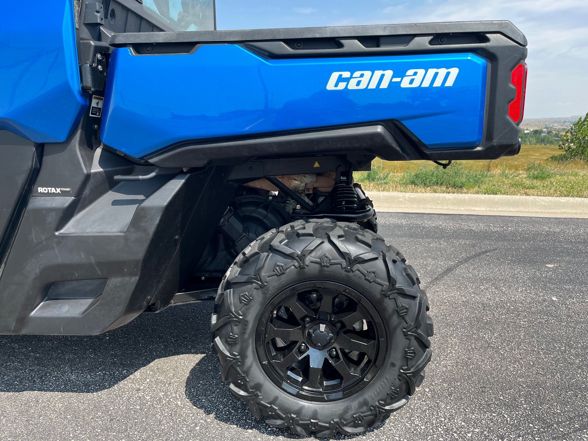 2022 Can-Am Defender MAX Limited HD10 at Mount Rushmore Motorsports