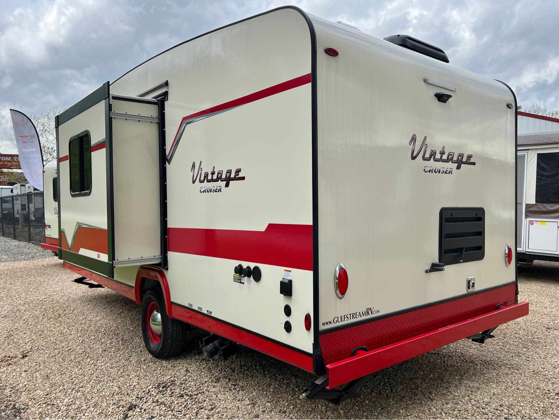 2022 Gulf Stream Vintage Cruiser 19CSK at Lee's Country RV
