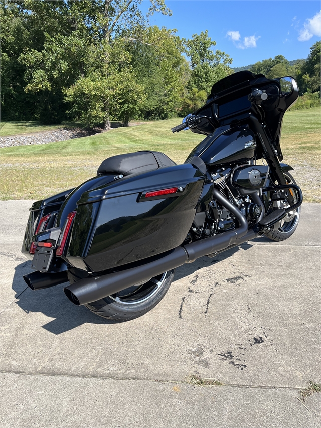 2024 Harley-Davidson Street Glide Base at Harley-Davidson of Asheville