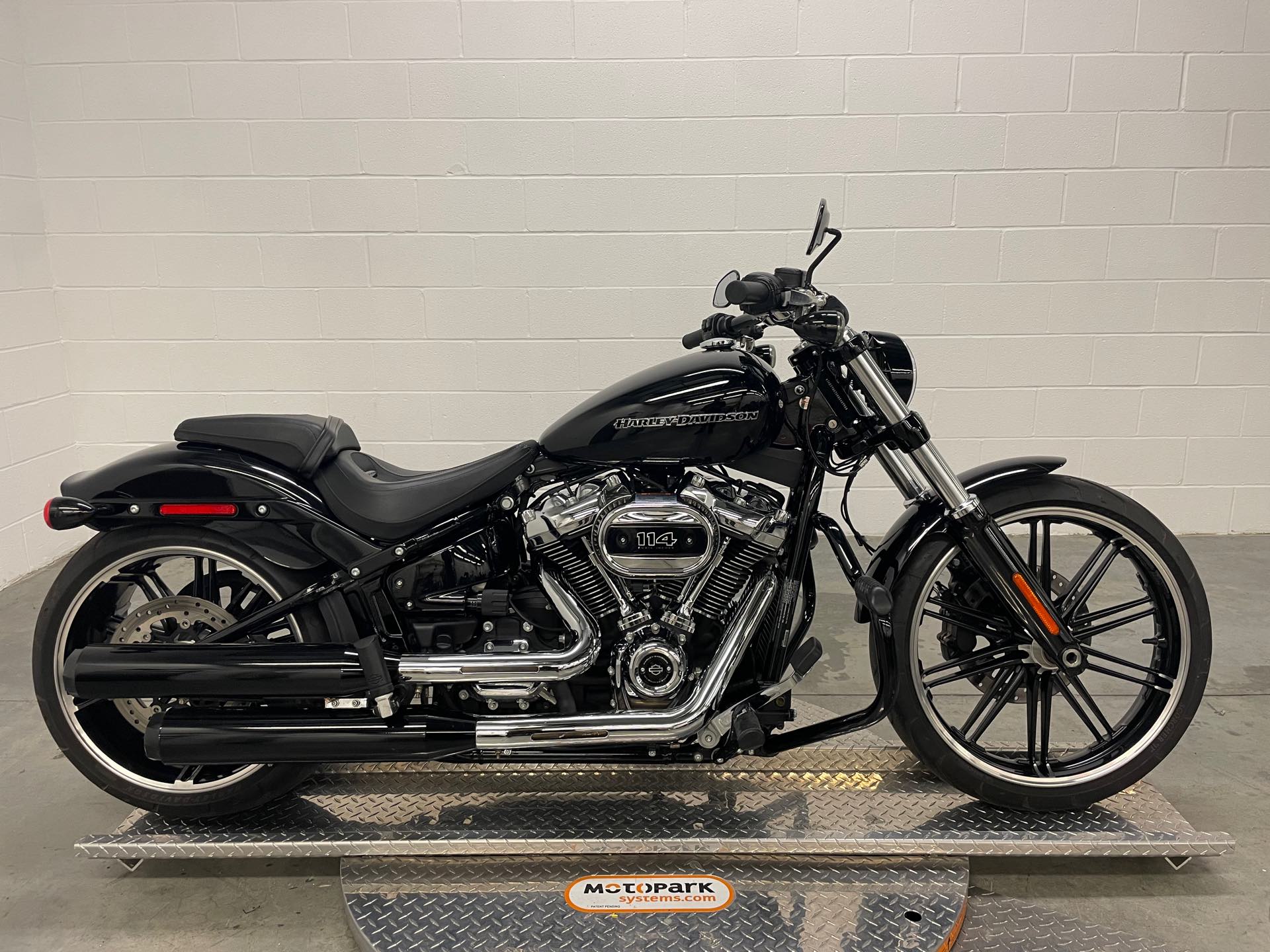 Breakout harley deals 2019