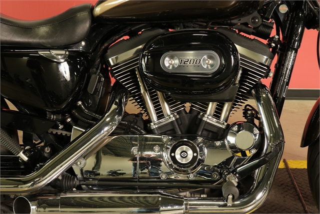 2018 Harley-Davidson Sportster 1200 Custom at Texas Harley