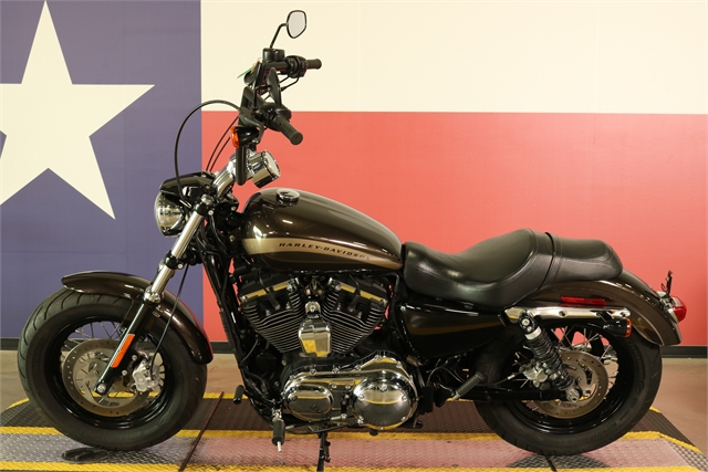 2018 Harley-Davidson Sportster 1200 Custom at Texas Harley