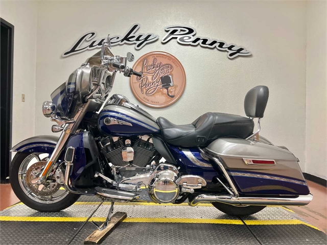 2016 Harley-Davidson FLHTKSE CVO Limited at Lucky Penny Cycles