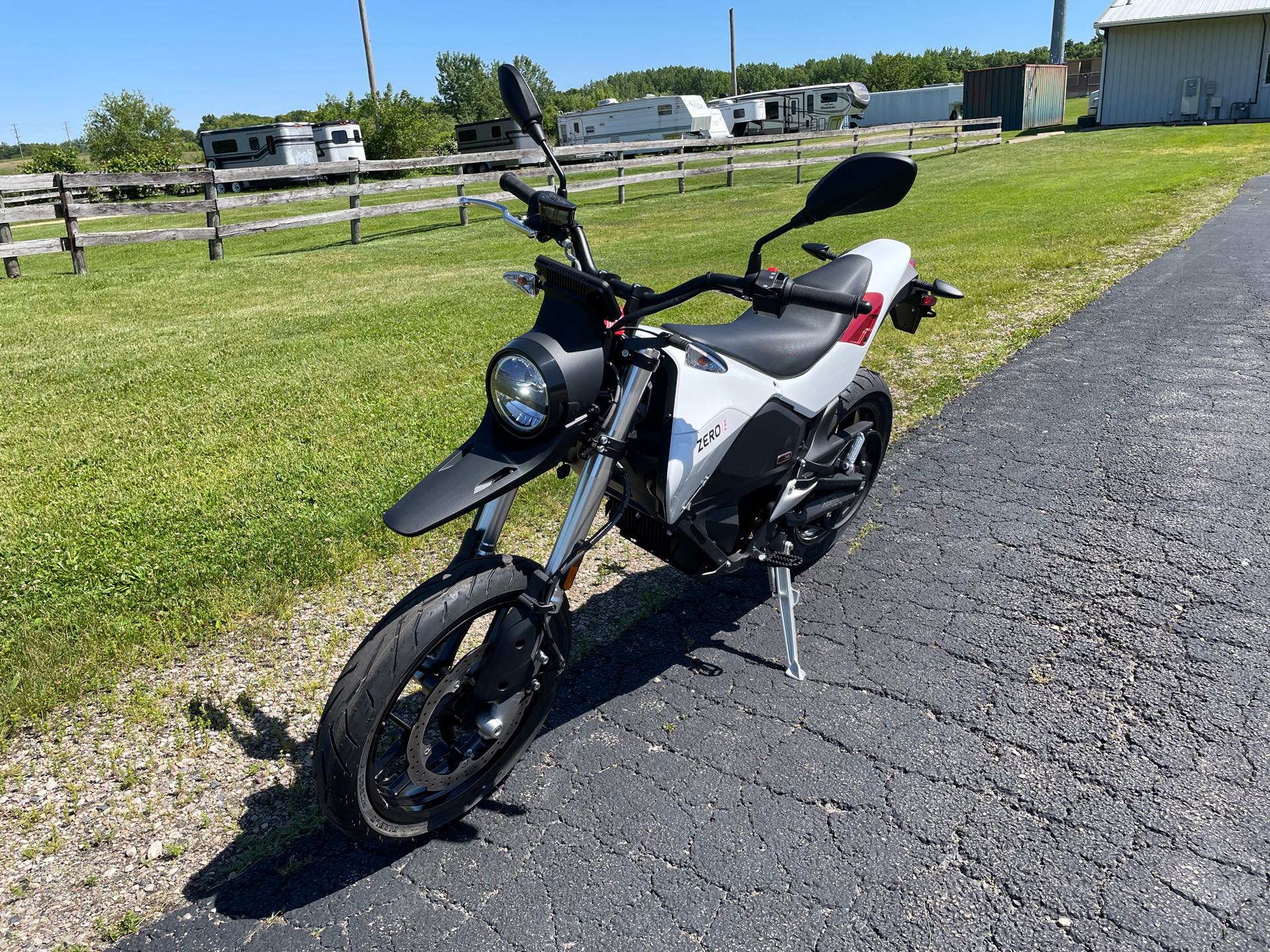 2024 Zero FXE Z-Force 7.2 at Randy's Cycle