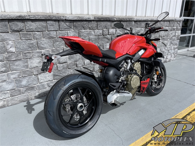 2023 Ducati Streetfighter V4 at Lynnwood Motoplex, Lynnwood, WA 98037