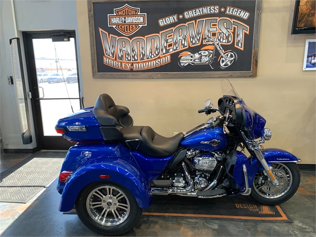 2024 Harley-Davidson Trike Tri Glide Ultra at Vandervest Harley-Davidson, Green Bay, WI 54303