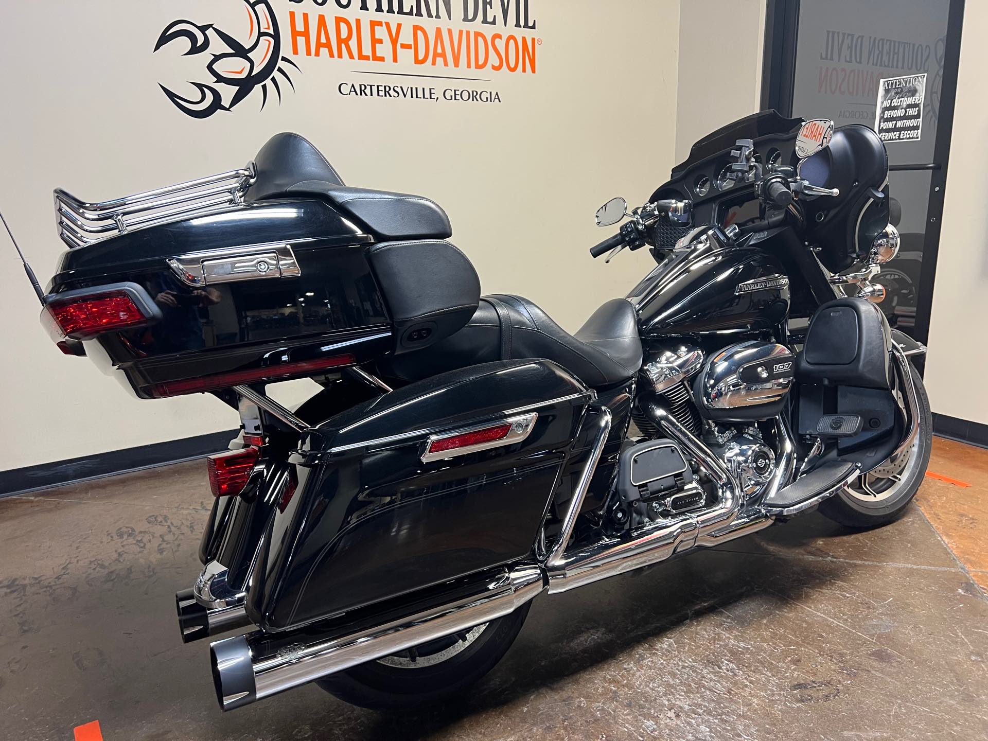2019 Harley-Davidson FLHTCU at Southern Devil Harley-Davidson
