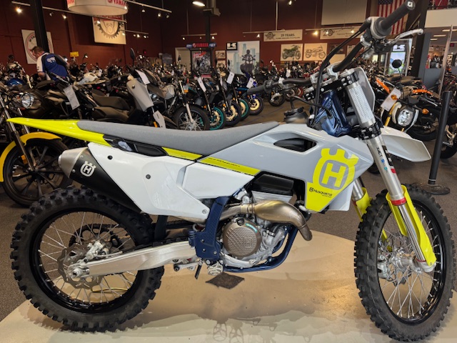 2023 Husqvarna FC 250 at Martin Moto