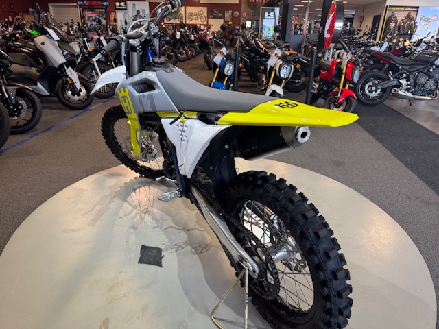 2023 Husqvarna FC 250 at Martin Moto