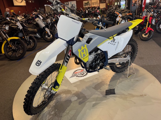 2023 Husqvarna FC 250 at Martin Moto