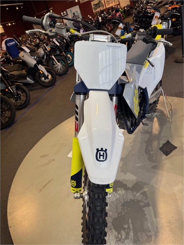 2023 Husqvarna FC 250 at Martin Moto