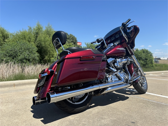 Harley-Davidson Street Glide Image