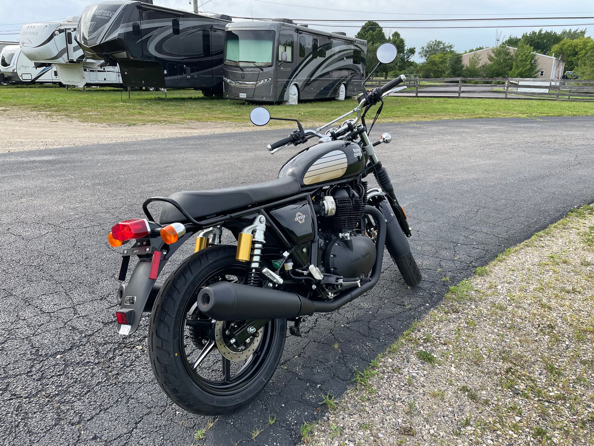 2024 Royal Enfield Twins INT650 at Randy's Cycle