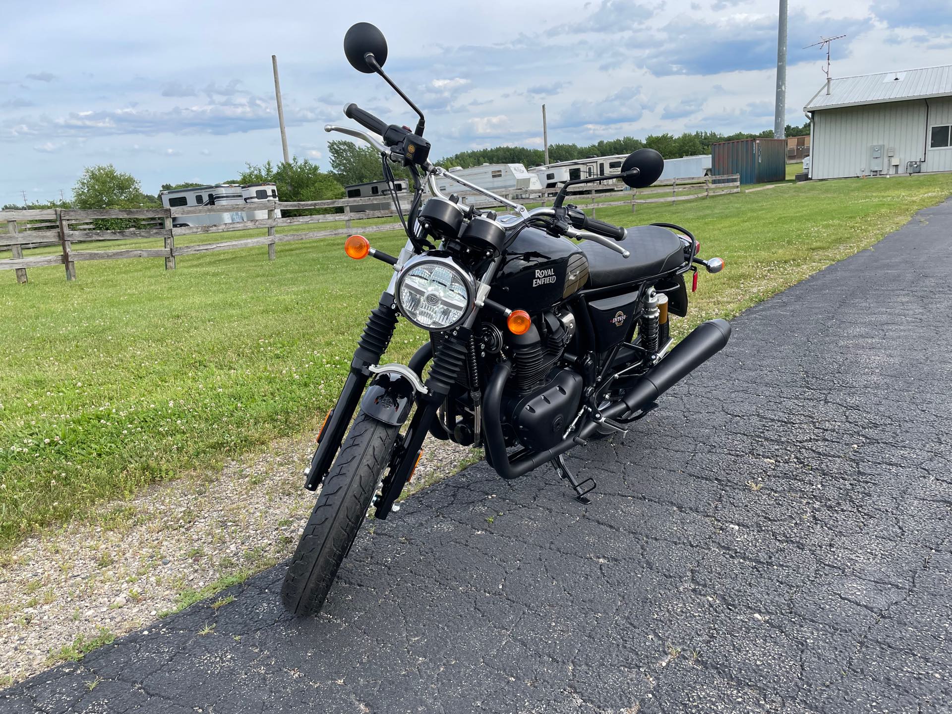 2024 Royal Enfield Twins INT650 at Randy's Cycle