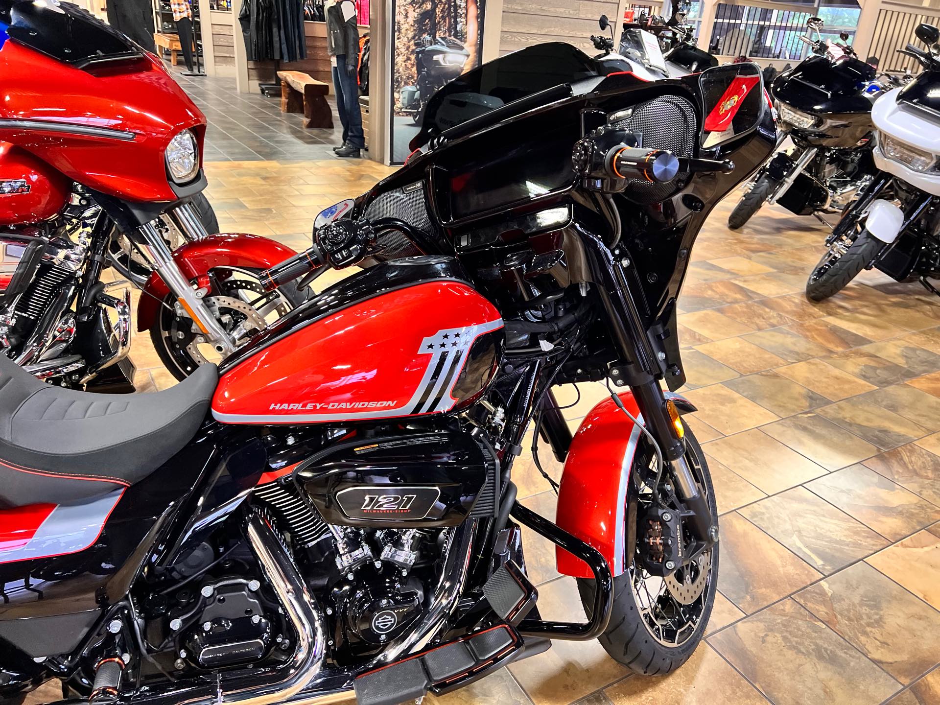 2024 Harley-Davidson Street Glide CVO Street Glide at Man O'War Harley-Davidson®