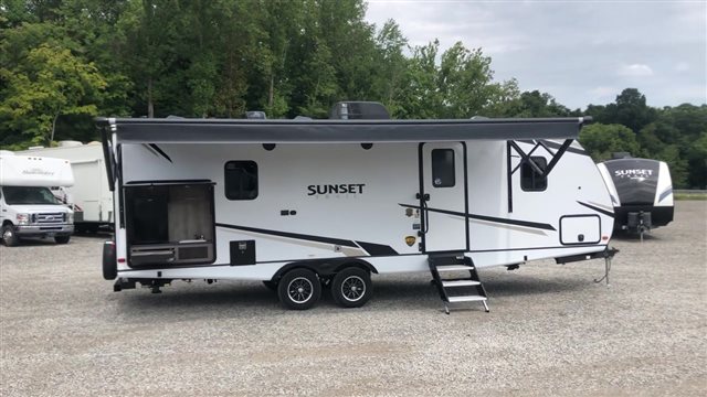 2023 CrossRoads Sunset Trail Super Lite SS253RB at Lee's Country RV