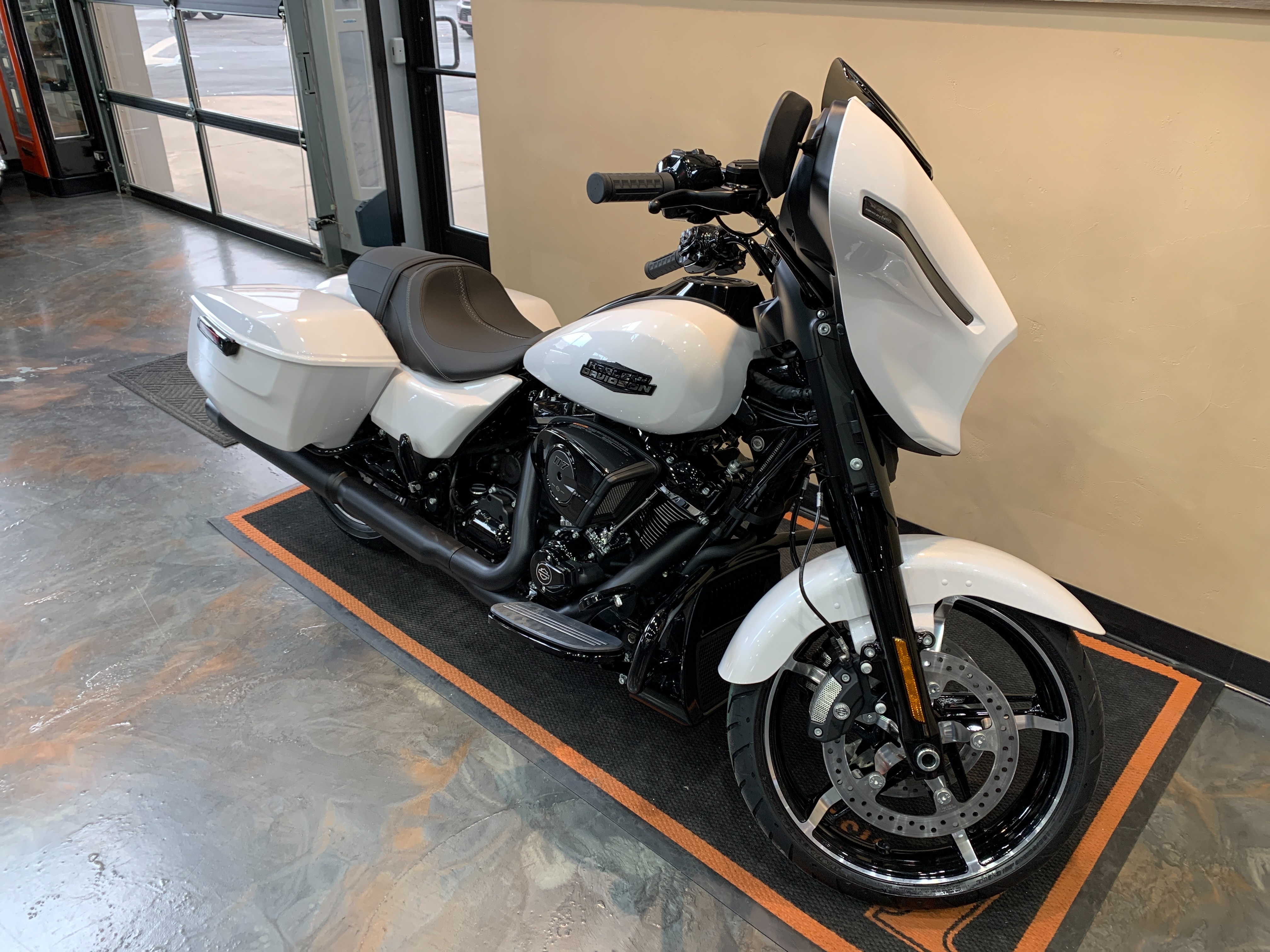 2024 Harley-Davidson Street Glide Base at Vandervest Harley-Davidson, Green Bay, WI 54303