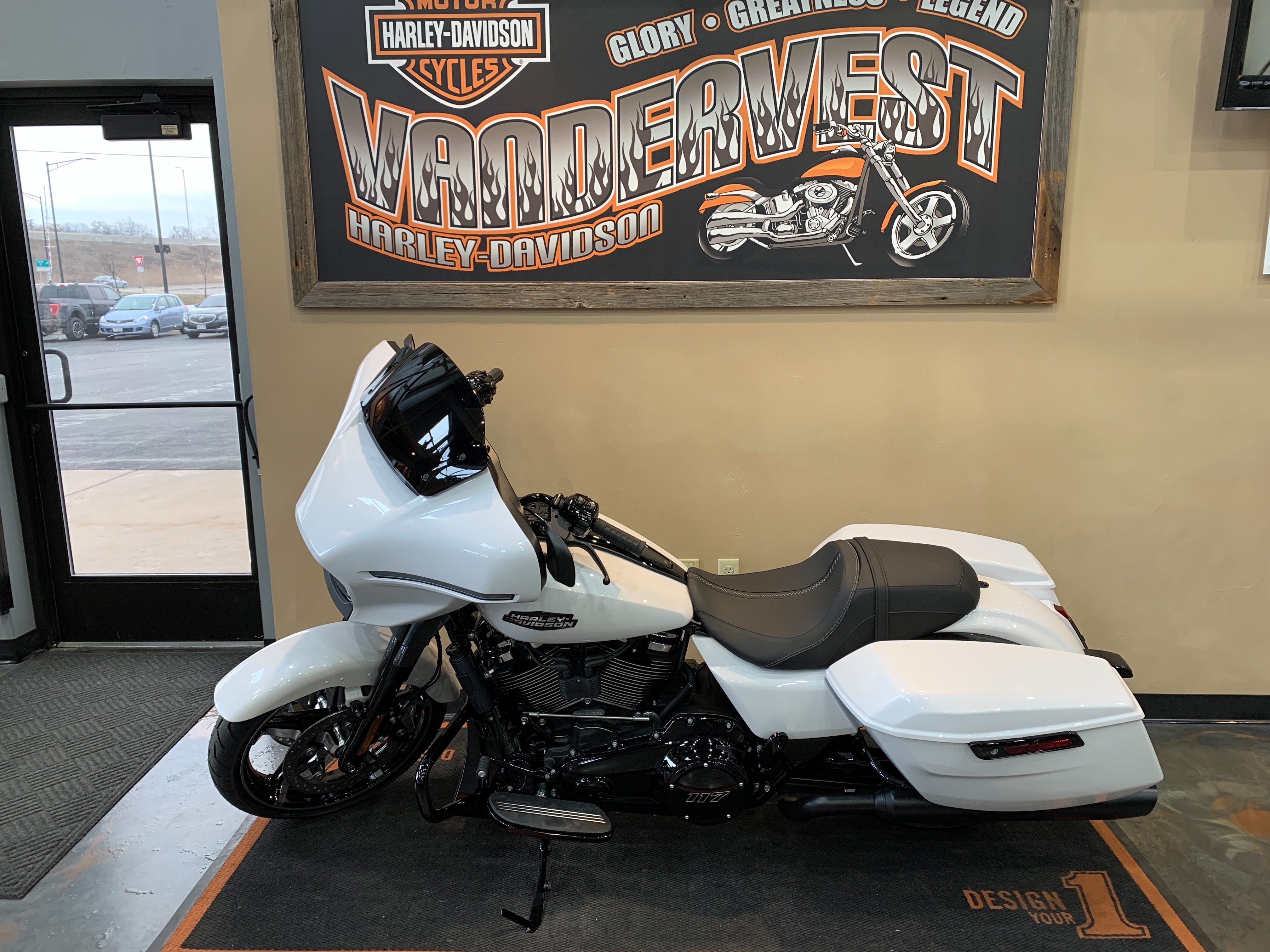 2024 Harley-Davidson Street Glide Base at Vandervest Harley-Davidson, Green Bay, WI 54303