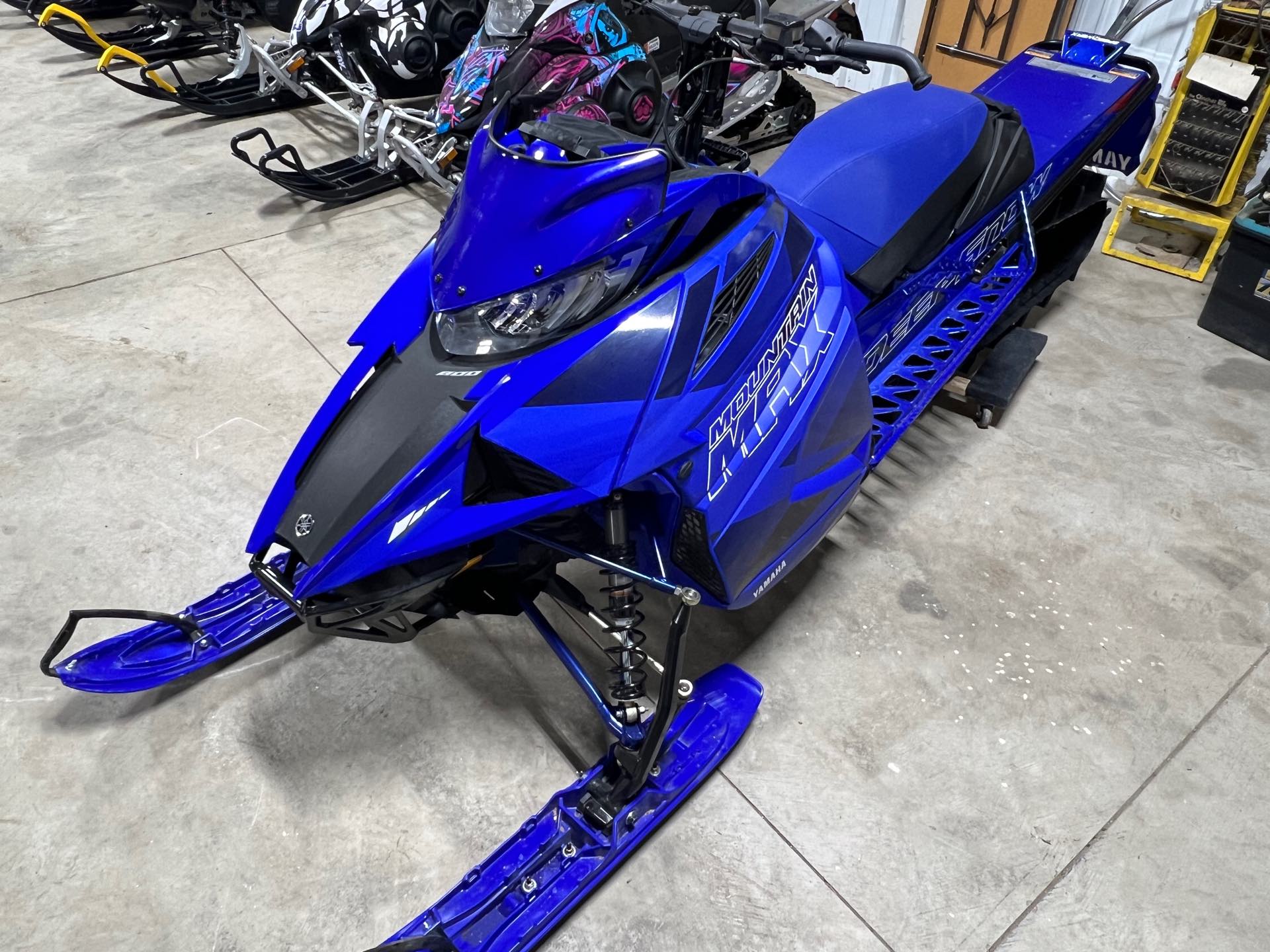 2023 Yamaha Mountain Max LE 165 at Interlakes Sport Center