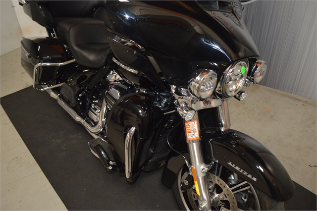 2021 Harley-Davidson FLHTK at Suburban Motors Harley-Davidson