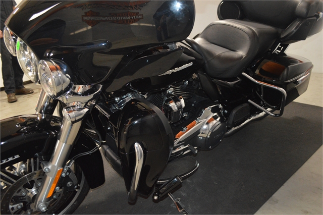 2021 Harley-Davidson FLHTK at Suburban Motors Harley-Davidson