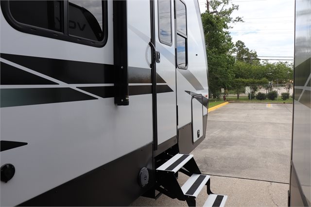 2022 Winnebago Voyage V3033BH at Friendly Powersports Slidell