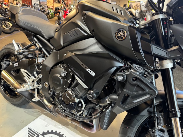 2020 Yamaha MT 10 at Martin Moto