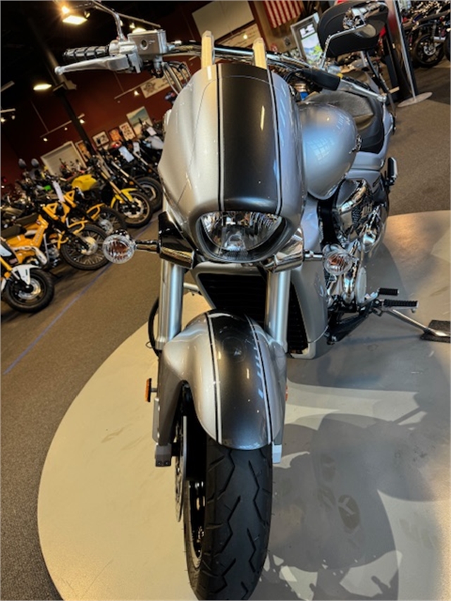 2014 Suzuki Boulevard M109R Limited Edition at Martin Moto